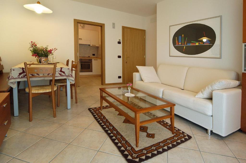 טרנטו Hotel Karinhall מראה חיצוני תמונה