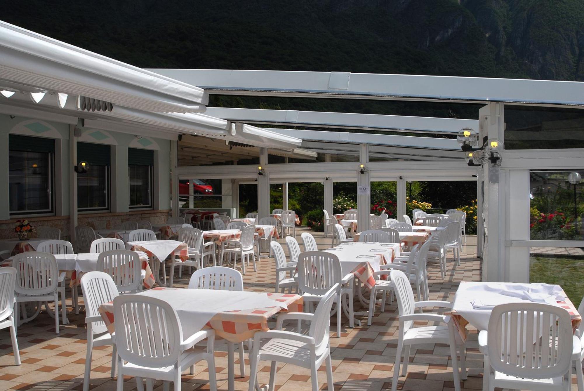טרנטו Hotel Karinhall מראה חיצוני תמונה