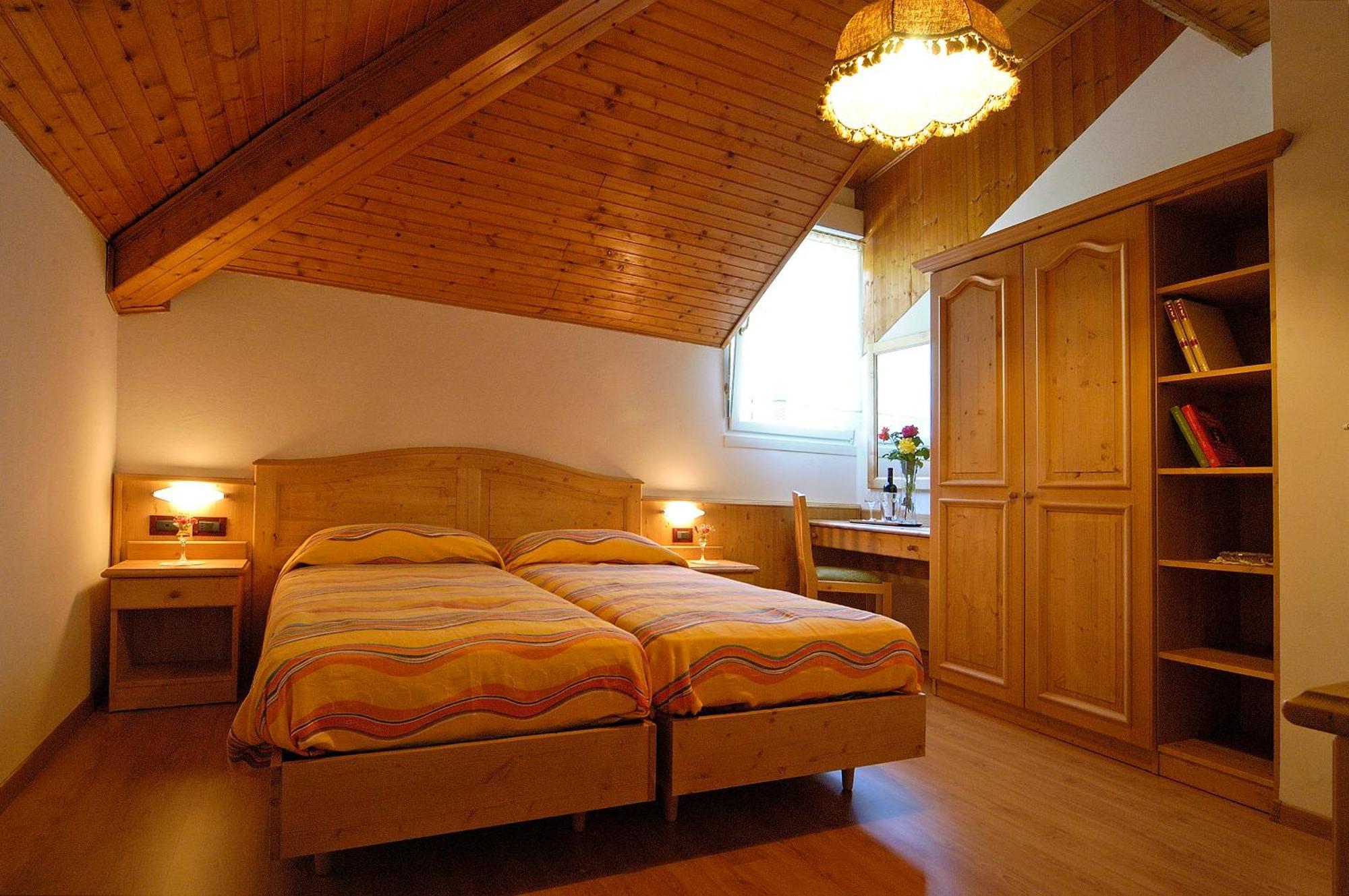 טרנטו Hotel Karinhall מראה חיצוני תמונה