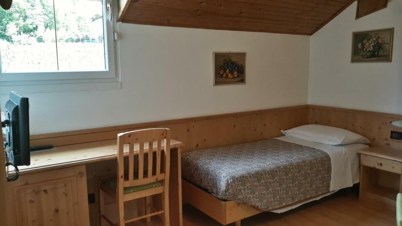 טרנטו Hotel Karinhall מראה חיצוני תמונה